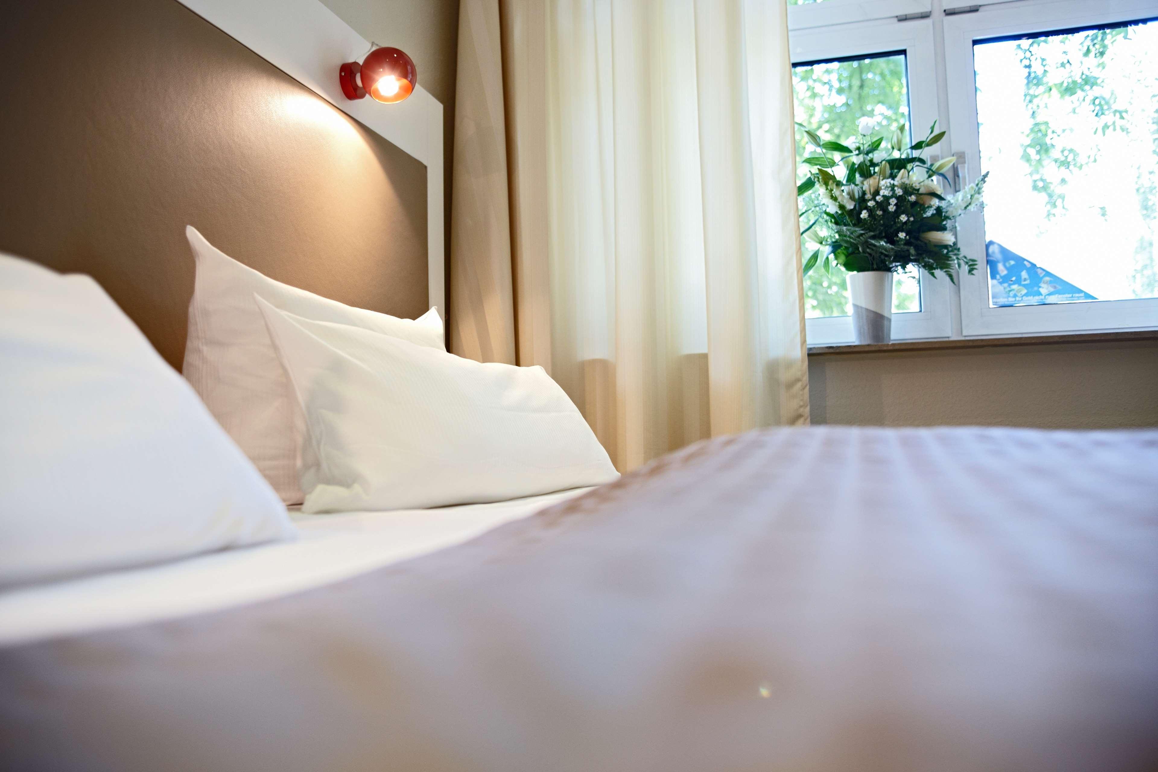 Hotel Domicil Hamburg By Golden Tulip Bagian luar foto