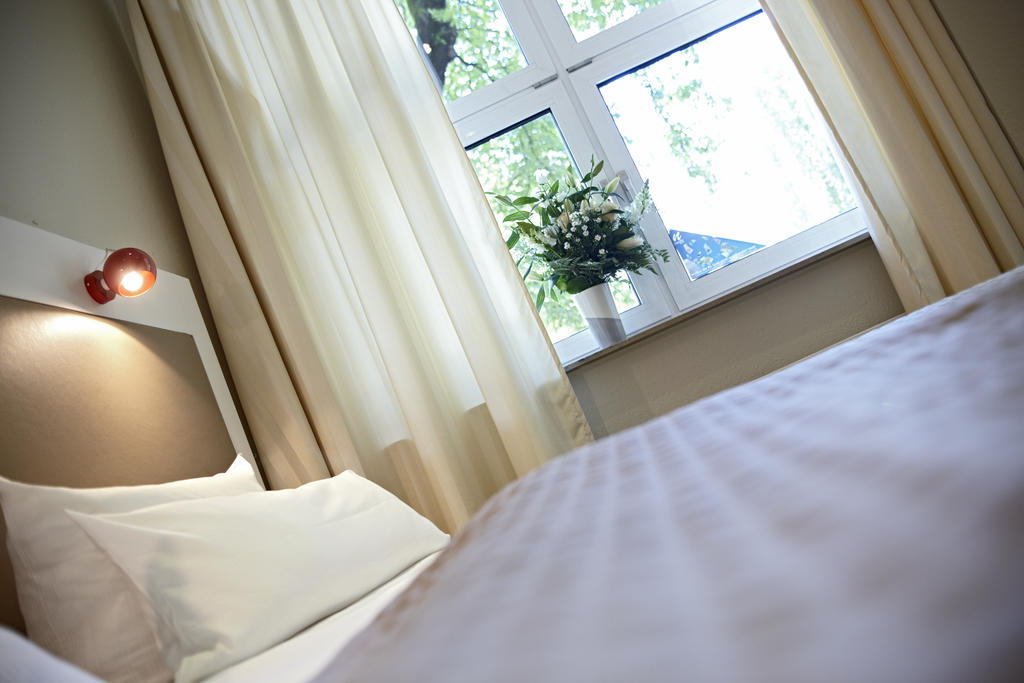 Hotel Domicil Hamburg By Golden Tulip Bagian luar foto